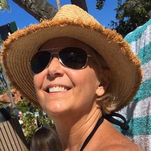 Meet your Posher, Pam